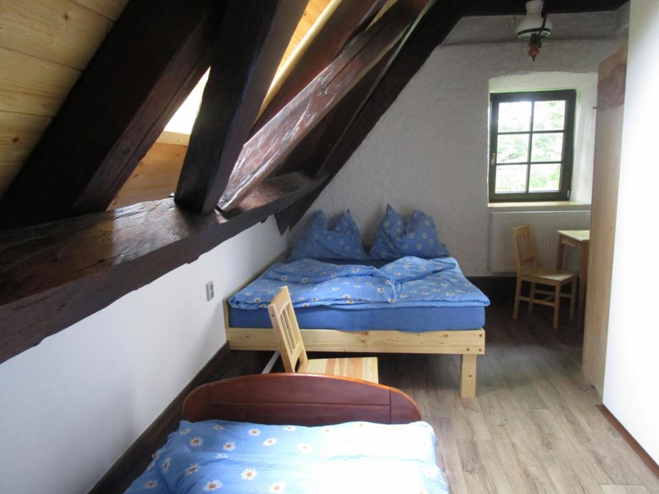 room_image